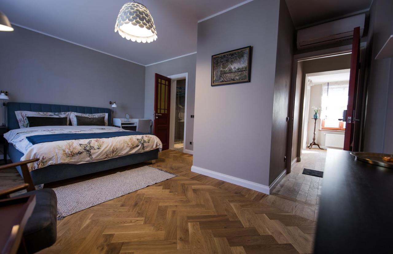 Emily Hotel Riga Exterior photo
