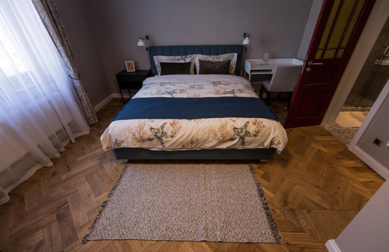Emily Hotel Riga Exterior photo