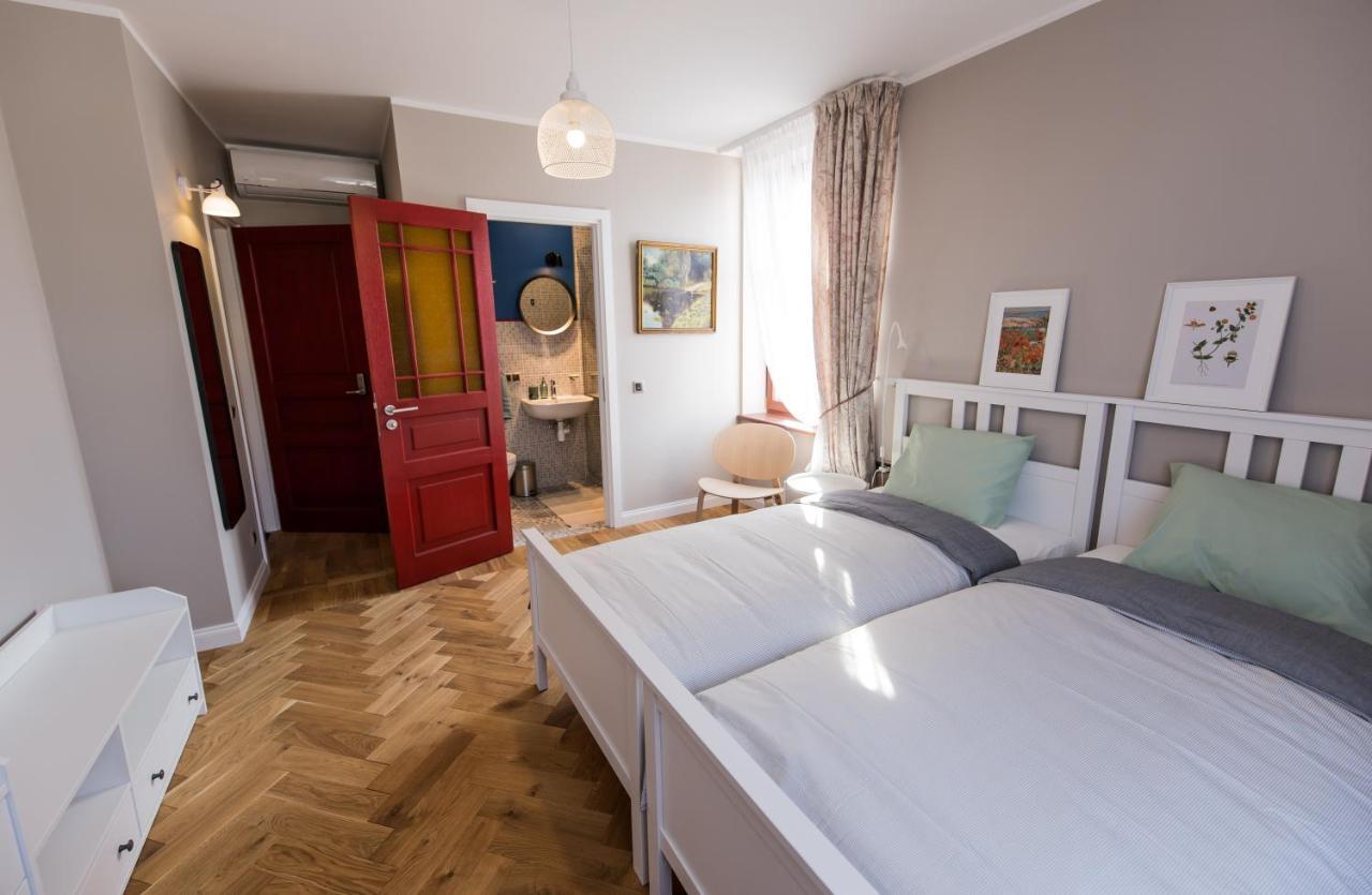 Emily Hotel Riga Exterior photo